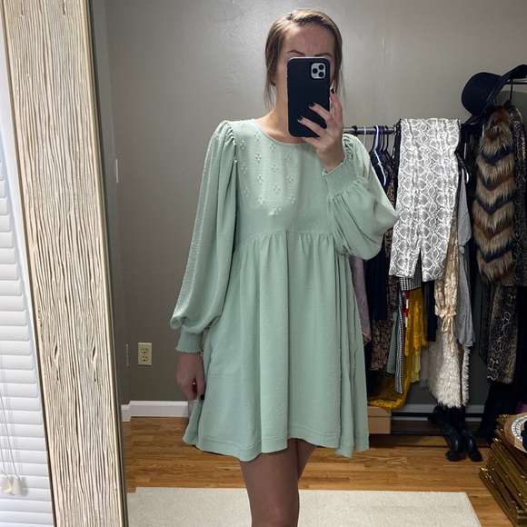 Babydoll mint green dress - Picture 2 of 6